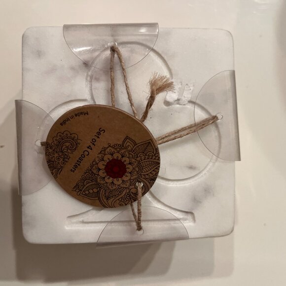 White Marble Coasters Set of 4 with Holder Gift Ready New - Picture 10 of 10